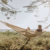 Hojdacia sieť Amazonas Brasilia Cappuccino zavesená